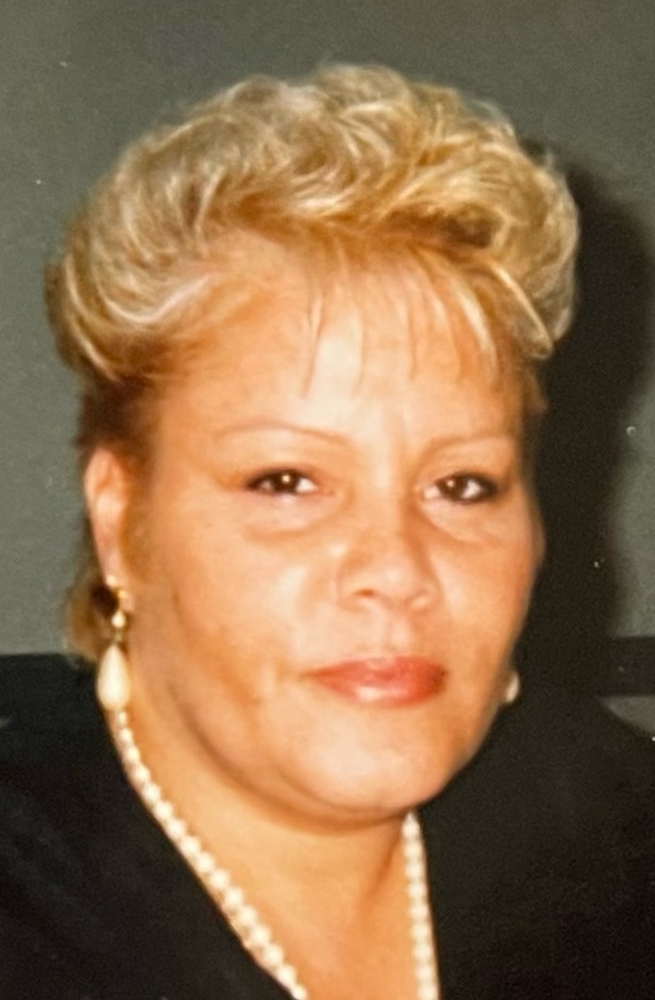 Gladys Morales